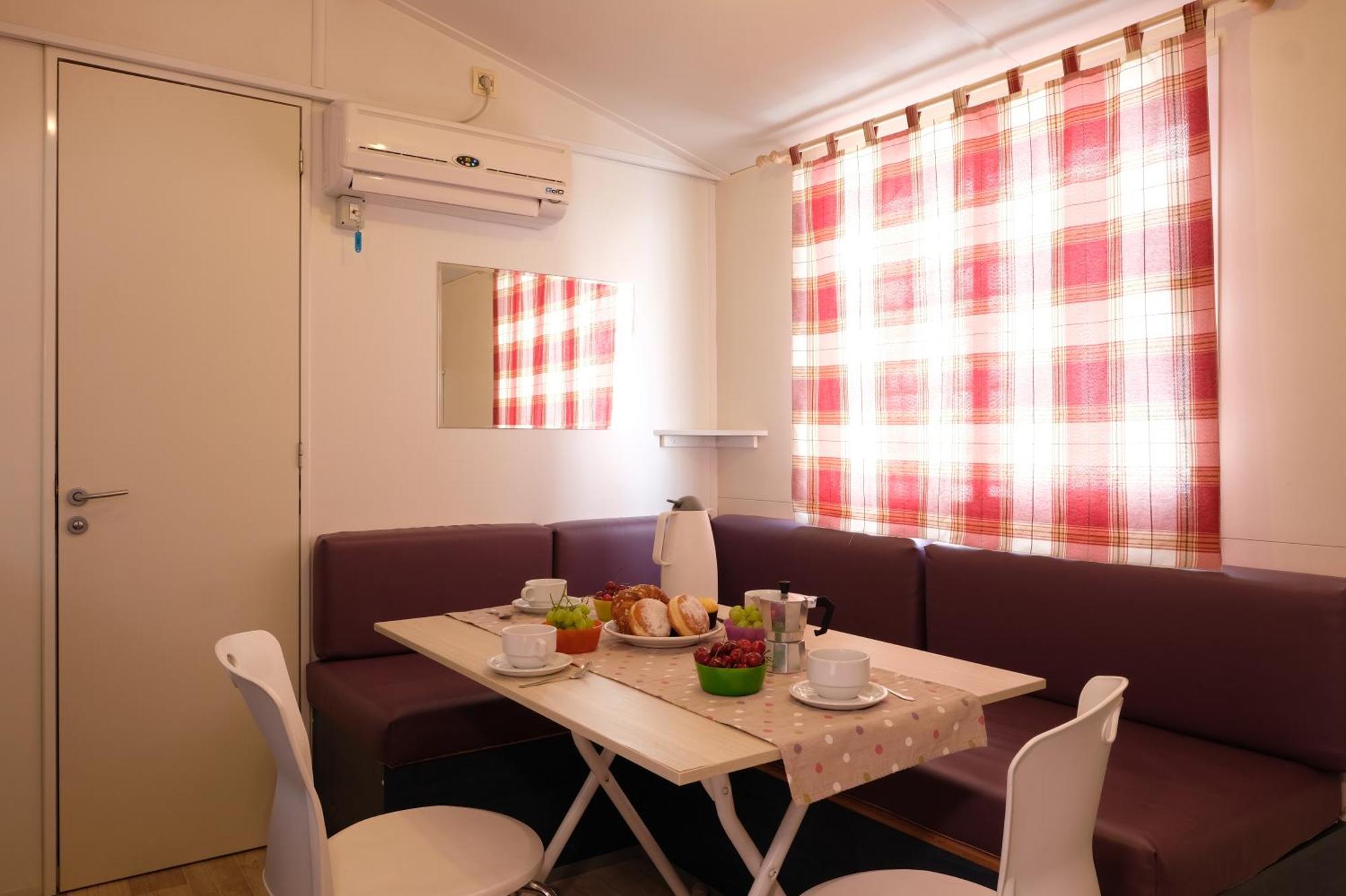 Happy Camp Mobile Homes In Camping Village Bella Sardinia S'archittu Cuglieri Extérieur photo