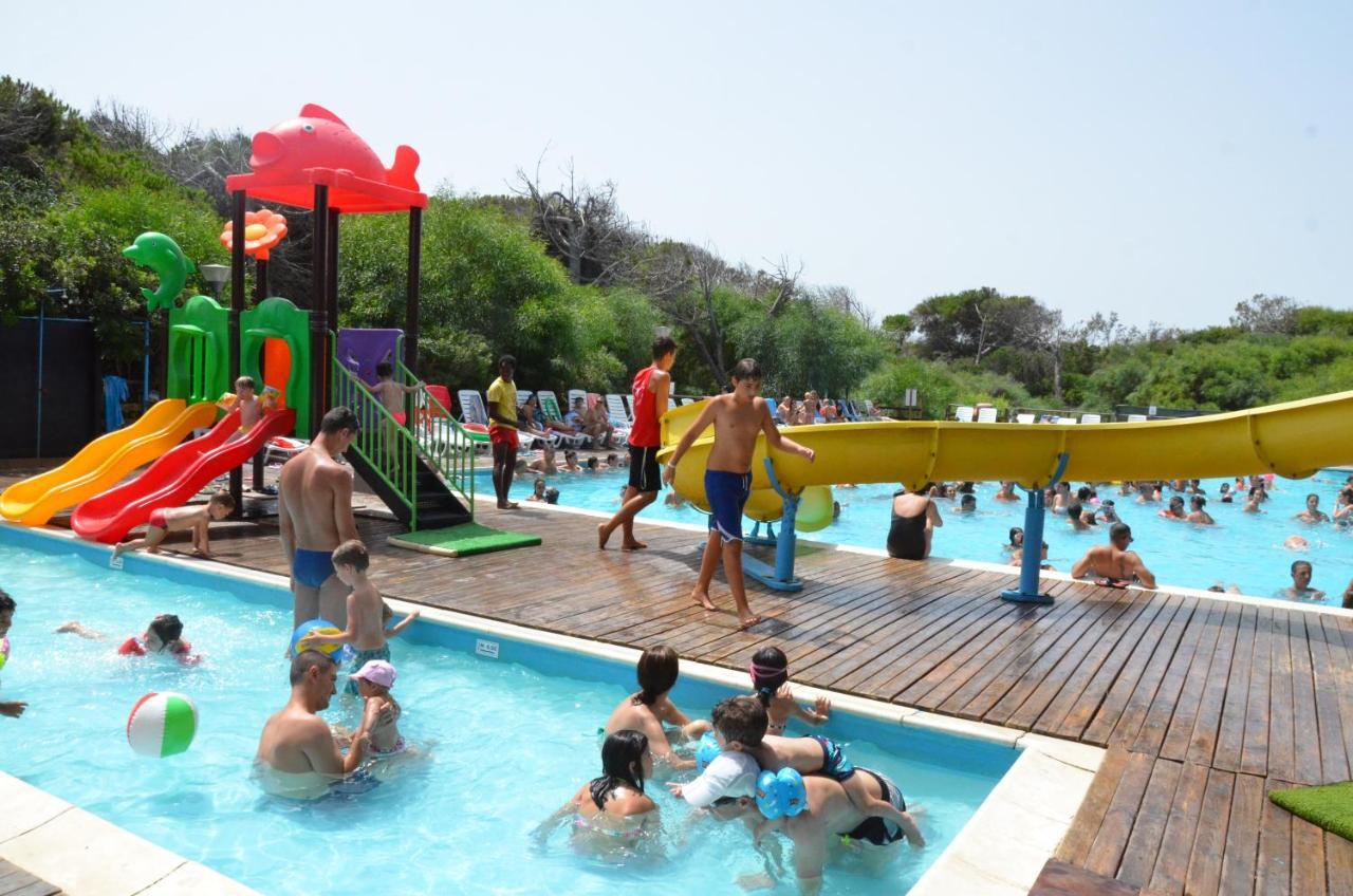 Happy Camp Mobile Homes In Camping Village Bella Sardinia S'archittu Cuglieri Extérieur photo